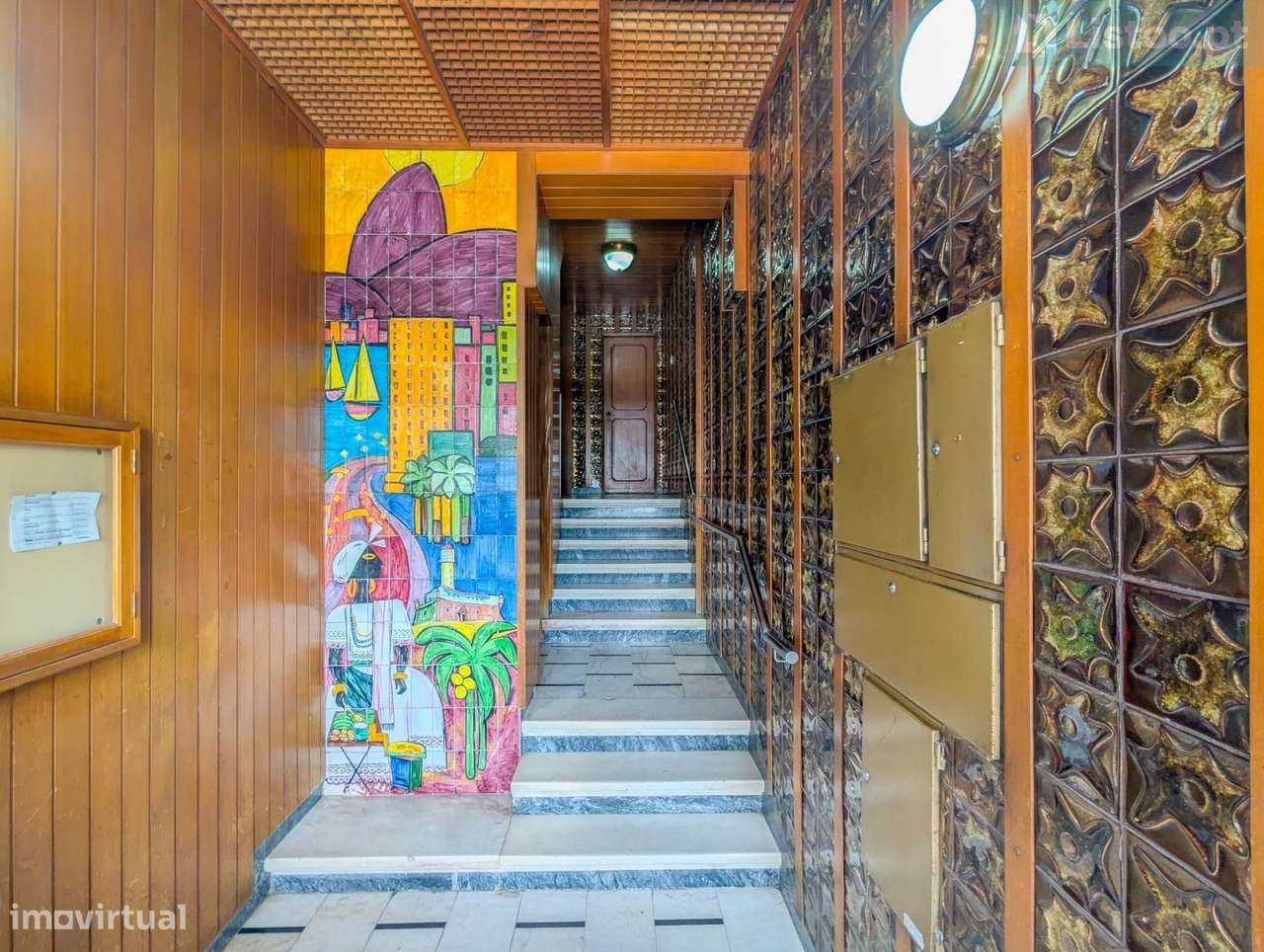 T2 Alvalade com Terraço e Garagem-29