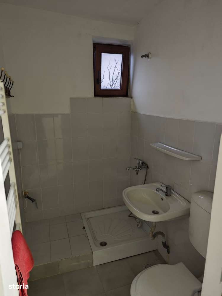 Apartament 3 camere de vânzare, scoala 29-6