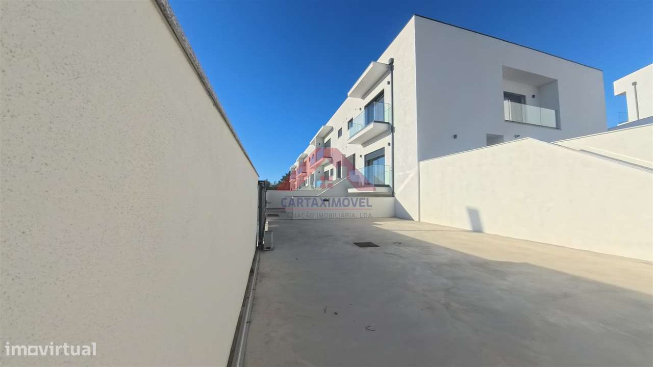 Moradia T4 Venda em Aveiras de Cima,Azambuja-17