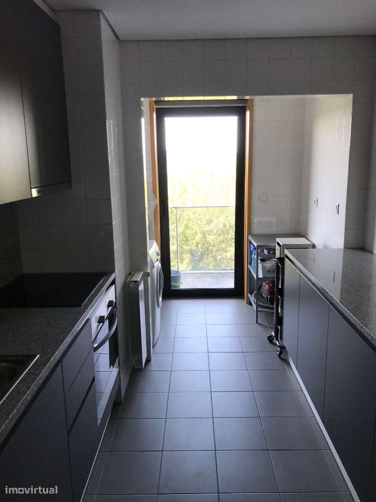 Apartamento T1 - Edifício Universo Guimarães - Azurém - Grande imagem: 4/11