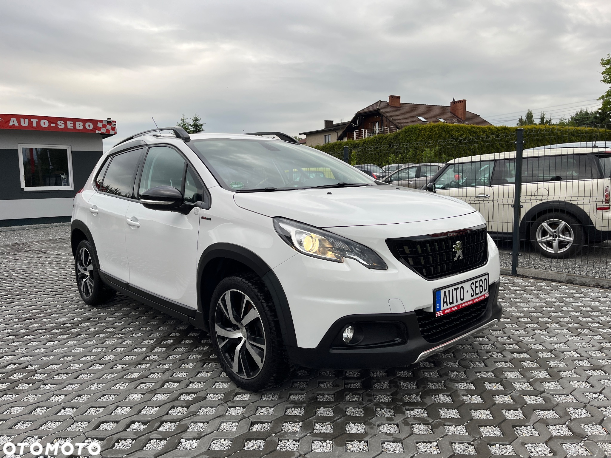 Peugeot 2008 PureTech 110 Stop&Start GT-Line Edition - 8