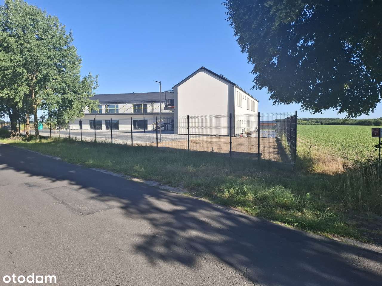 Lokale handlowo-usługowe 90 m² Trzykolne Młyny - Pełny obrazek: 4/10