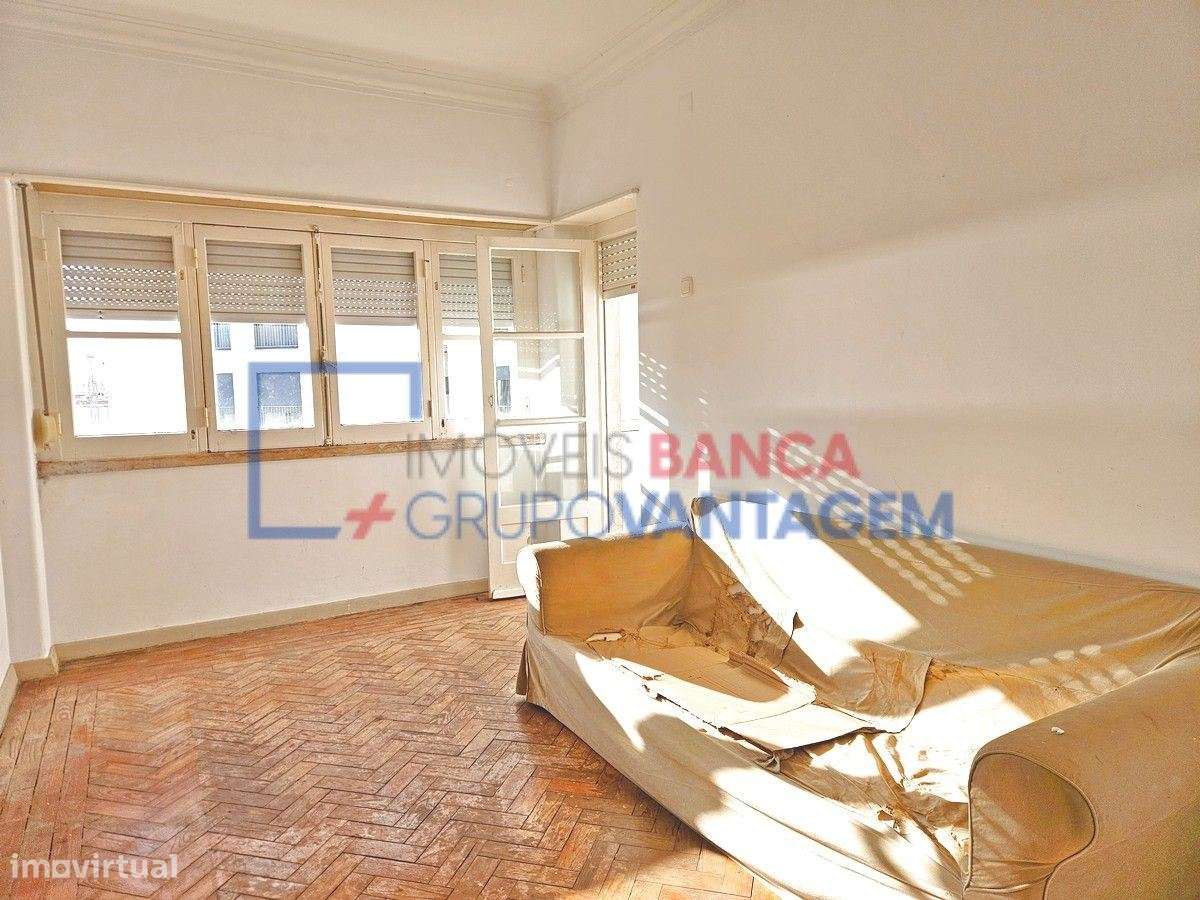 Apartamento T3, 80 m2 Barreiro l Bem Localizado - Grande imagem: 2/26