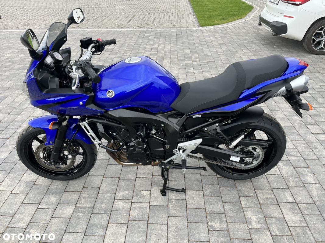 Yamaha FZ - 6