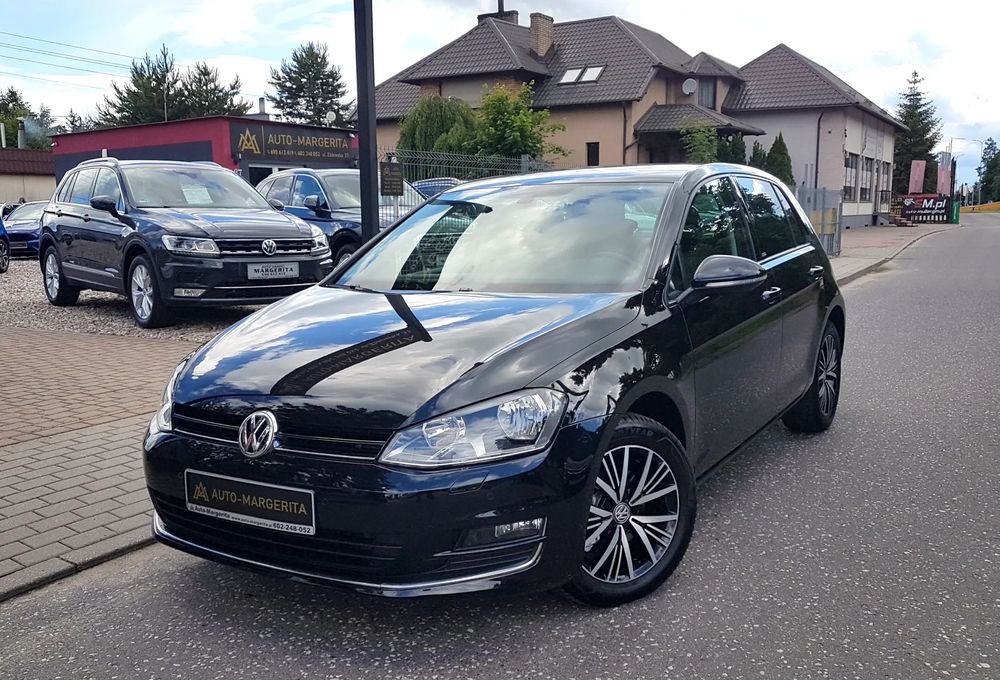 Volkswagen Golf VII 2.0 TDI BlueMotion Technology Allstar 2016