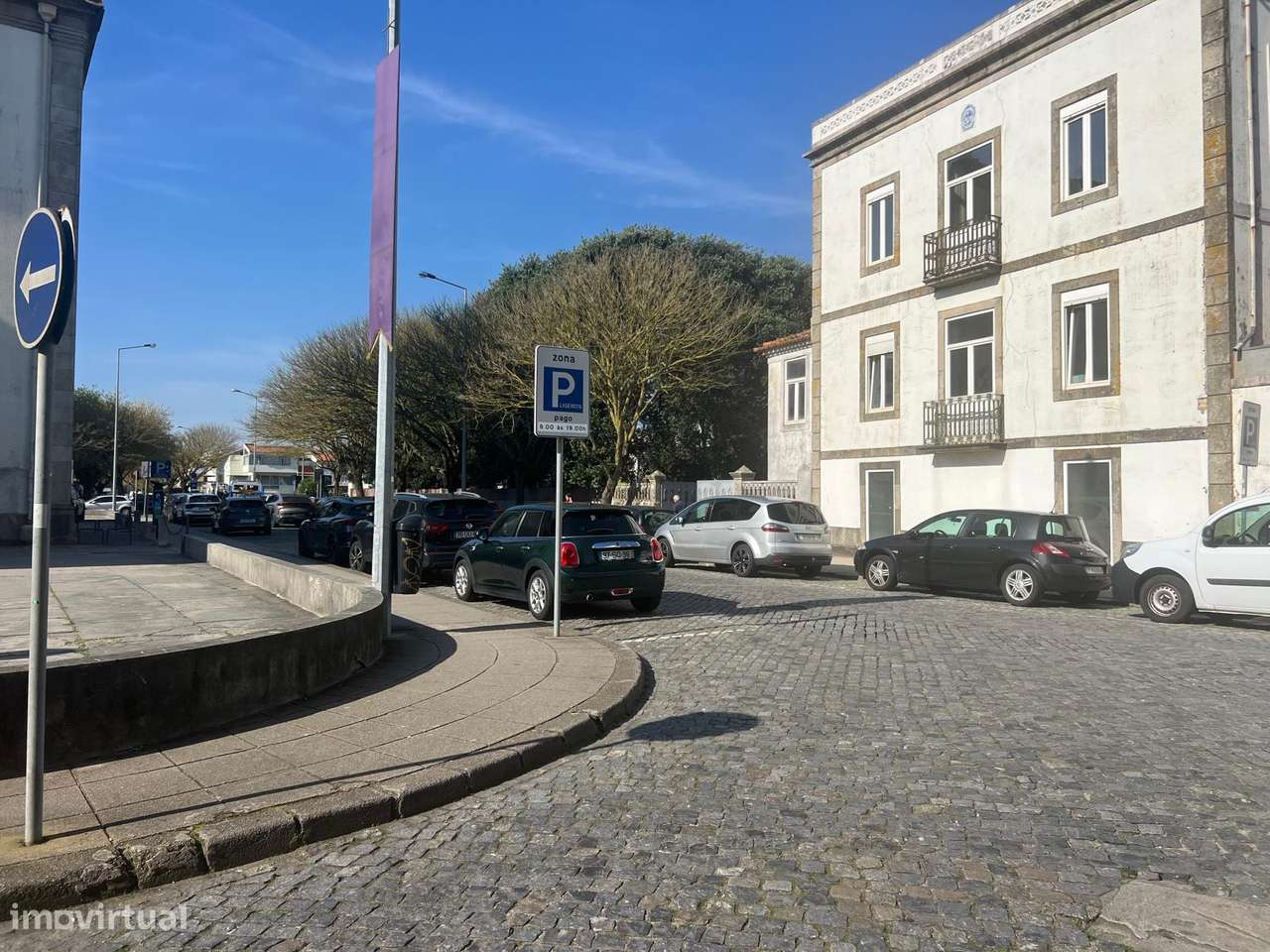 Arrendamento loja com 70 m2 zona central-5