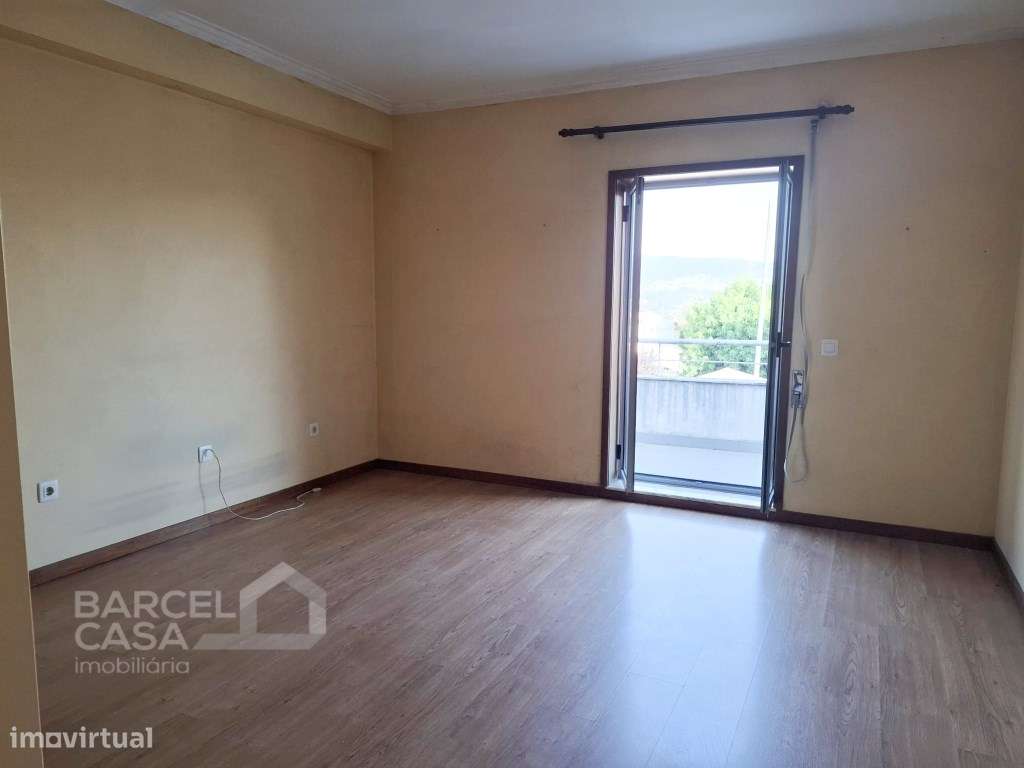 Apartamento T2 com Terraço em Galegos Santa Maria, Barcelos-11