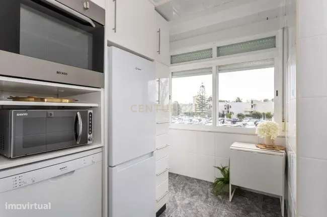 APARTAMENTO | 2 Quartos | 1 Casa de Banho | Renovado | Arrecadação | �-54