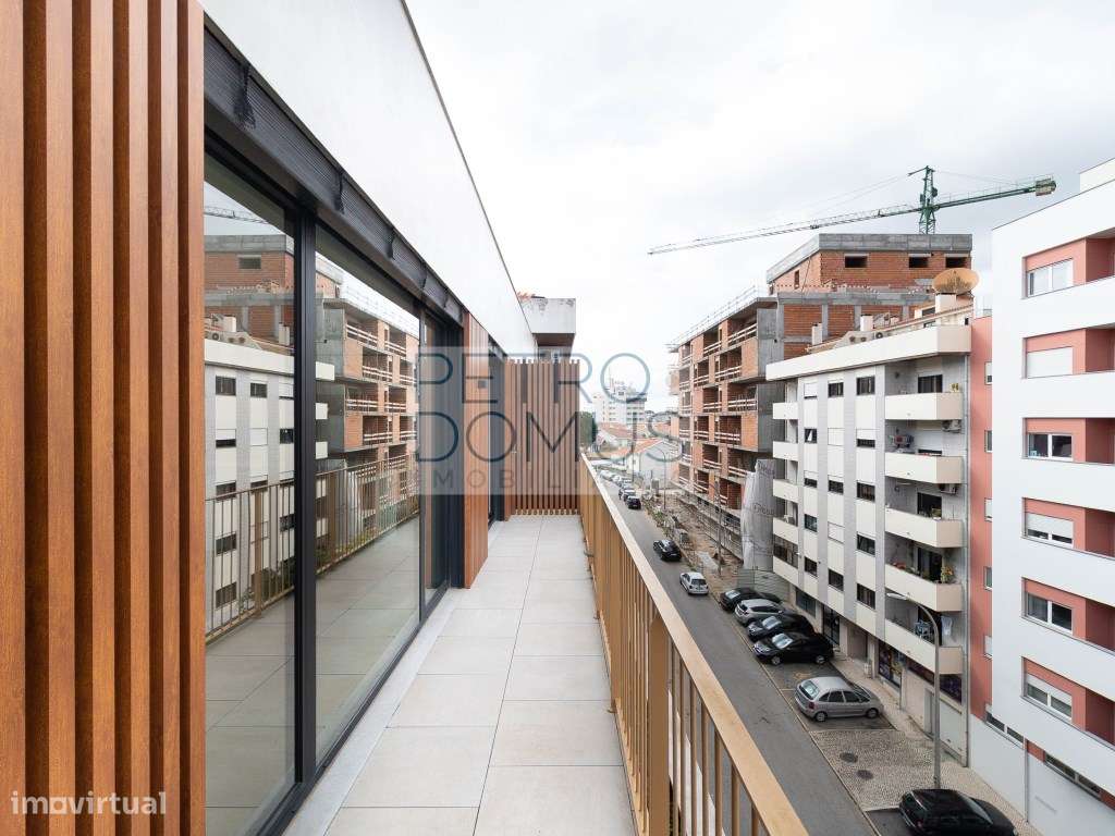 APARTAMENTO T4 COM TERRAÇO - CENTRO DE LEIRIA-13