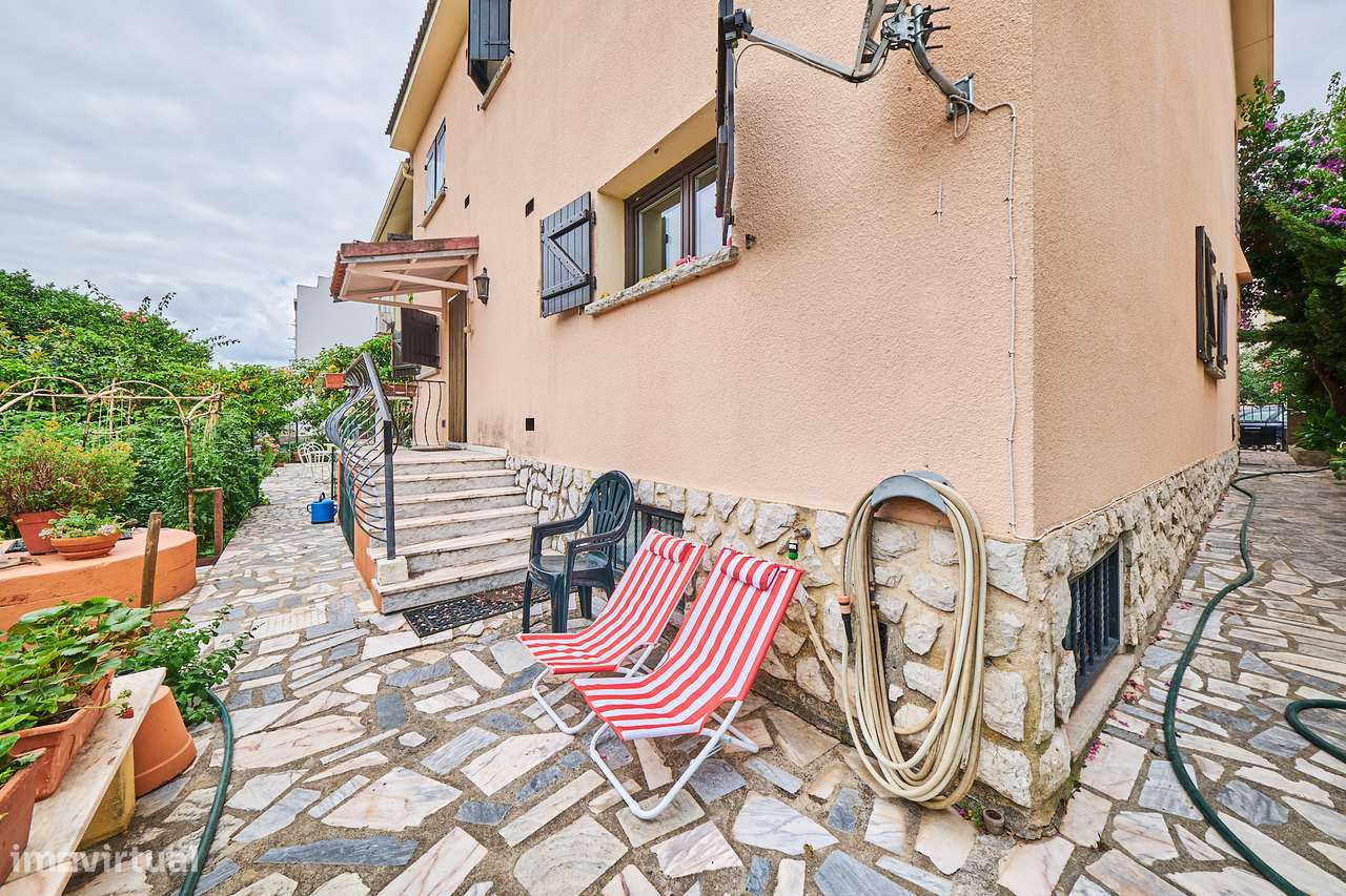 Moradia Geminada 4 Quartos - Pinhal Novo-7