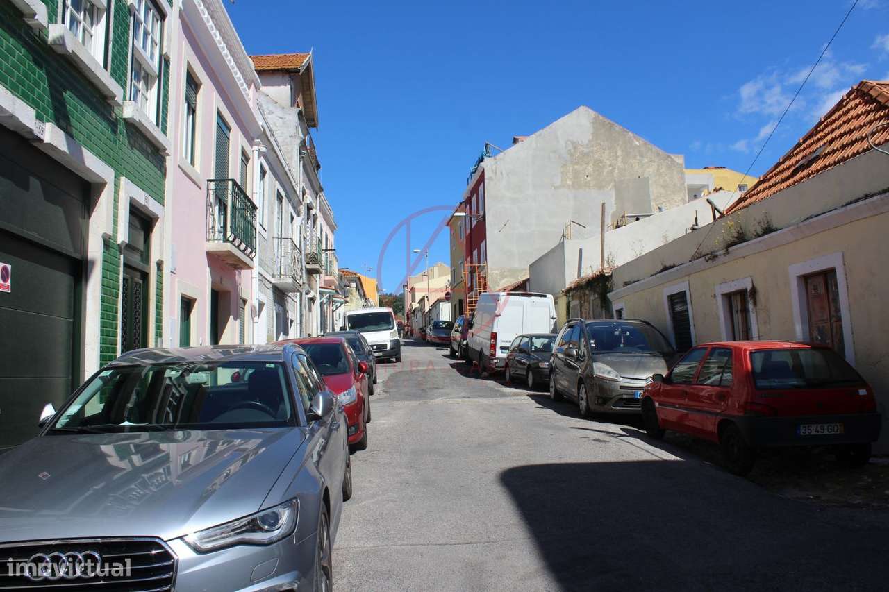 8 moradias para reconstrução total - Alcântara - Grande imagem: 2/20