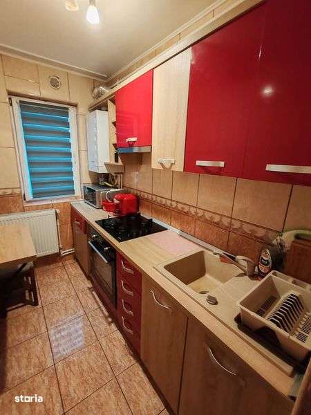 Apartament 3 camere 55mp confort 2 cu centrala pe gaze - Imagine principală: 4/7