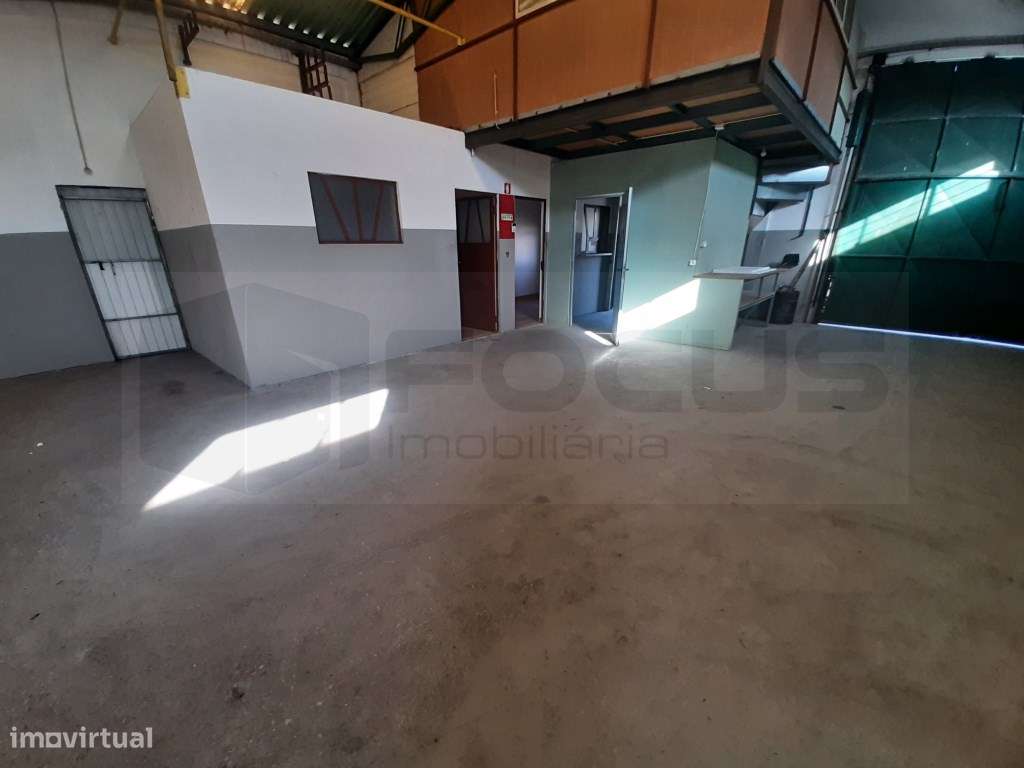 Armazém para arrendamento - Zona Industrial de Vagos - Grande imagem: 4/11