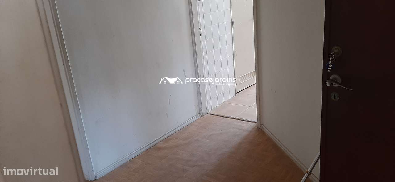 Prédio com 3 Apartamentos-14