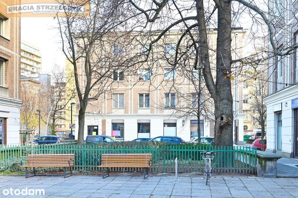 Kawalerka w kamienicy okolice Nowego Światu-0