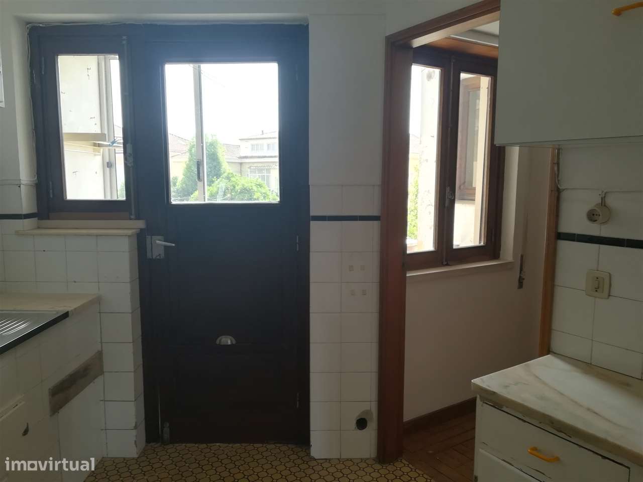 Apartamento T4 - Bairro Norton de Matos - Coimbra/Venda-15