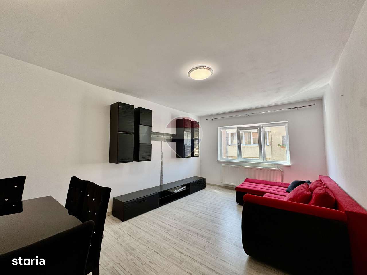 Apartament cu 3 camere, decomandat, in Centrul Nord – Râșnov-5