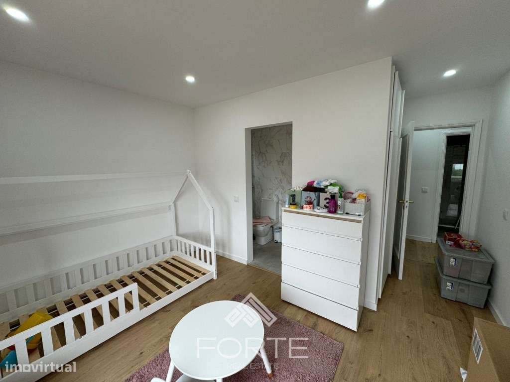 Apartamento T3 Argoncilhe-14