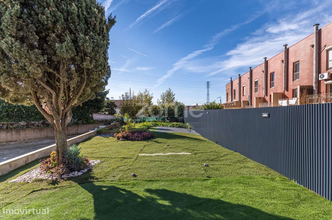 Moradia t4 em gaveto com espaço exterior em S. Vitor, Braga-15