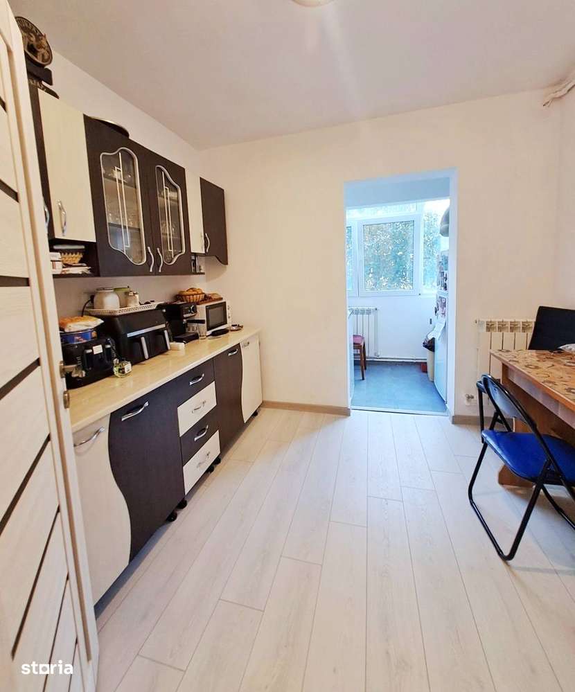 Vindem apartament in Navodari cu 3 camere-0