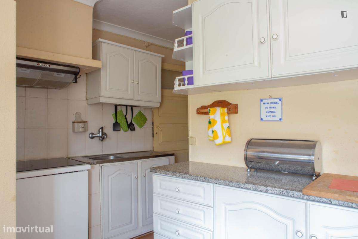 Apartamento com 1 quartos - localizado em Massarelos Porto - Grande imagem: 4/9