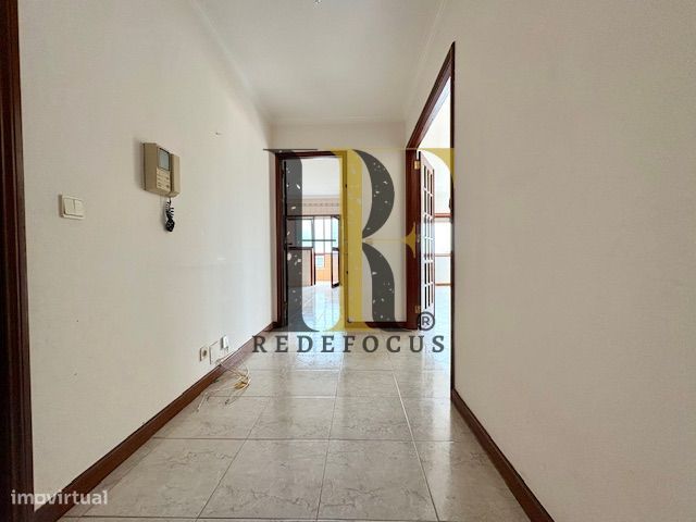 Apartamento T3 no Centro de Santa Maria de Lamas-17