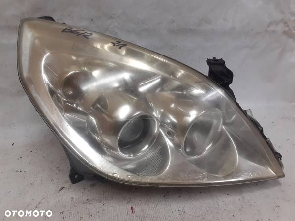 .  PRZOD PRZEDNIA LAMPA PRAWA OPEL VECTRA C - 1