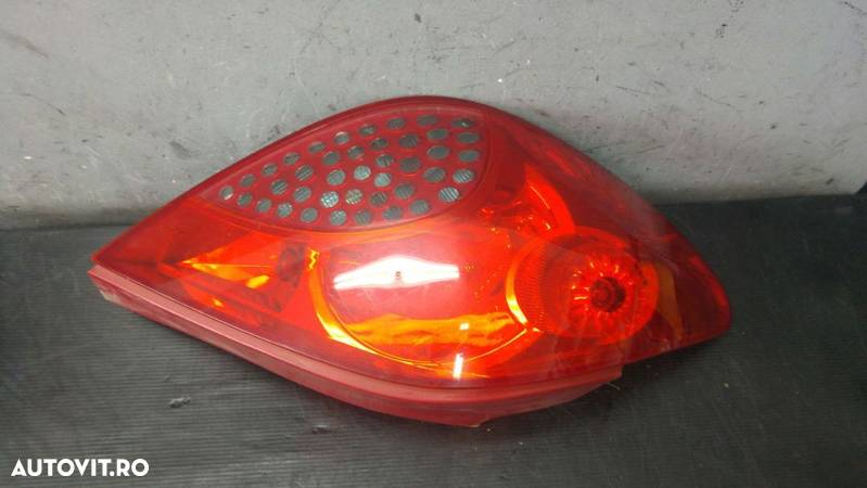 Stop tripla lampa stanga peugeot 207 hatchback wa wc 964998668003 - 1