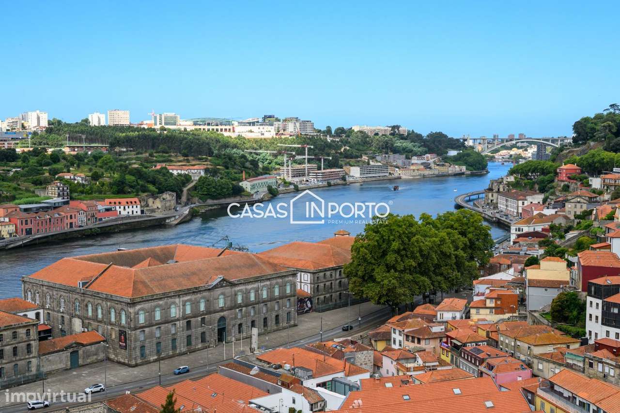 Apartamento T3 Duplex no Passeio das Virtudes-0