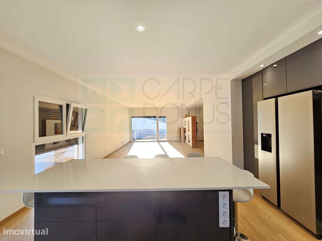 Moradia nova T4, com piscina, em Alverca, Vila Franca de Xira, Lisboa-13