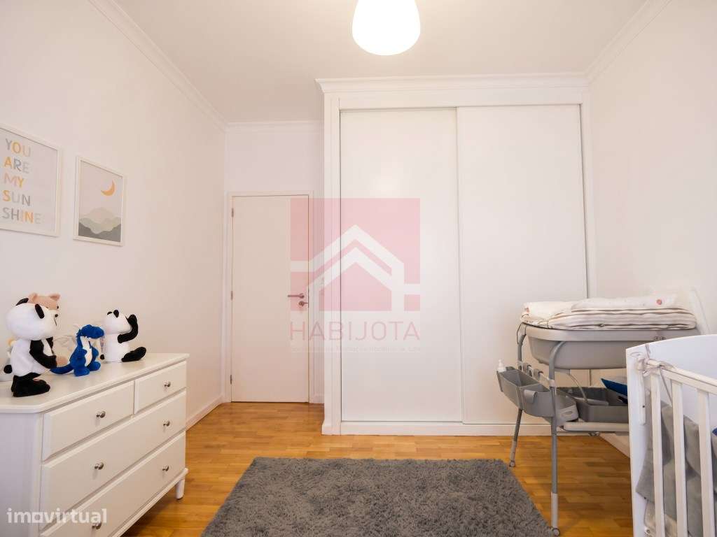 Apartamento T2 recuado em Fânzeres, Gondomar-16
