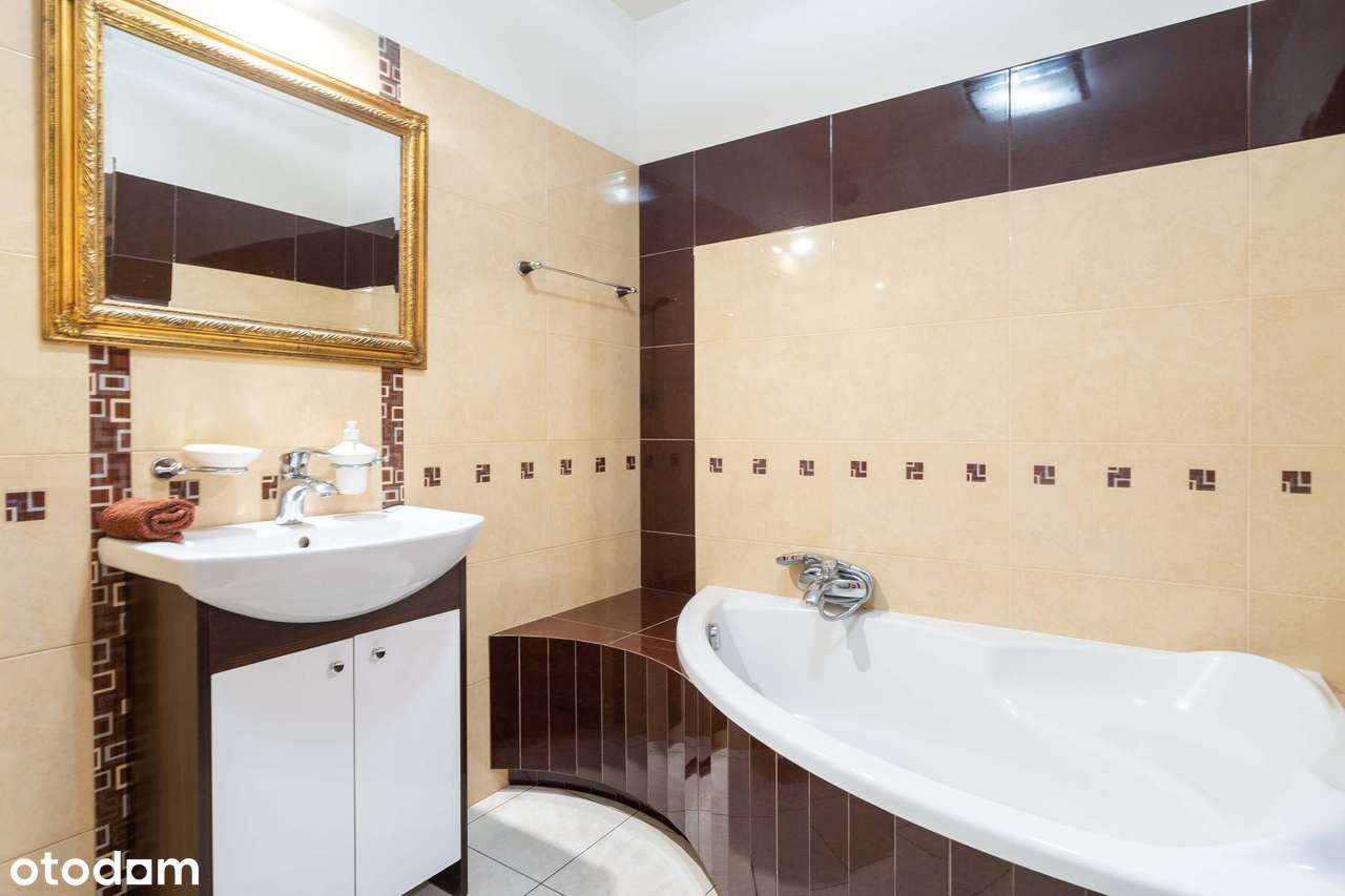 Do Wprowadzenia! Możliwe 3 Pokoje! Garaż! Piwnica! Bliska Białołęka!-9