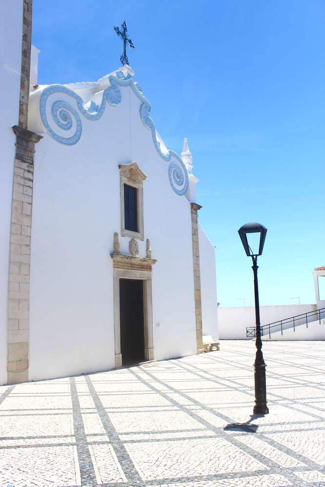 Moradia T5 com mais de 200m2 em Boliqueime-37