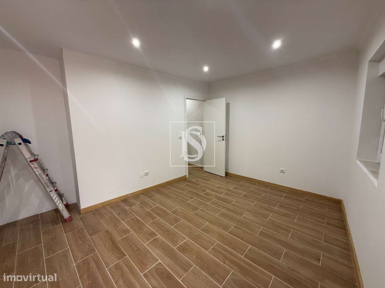 Moradia T2 Remodelada - Minde-11