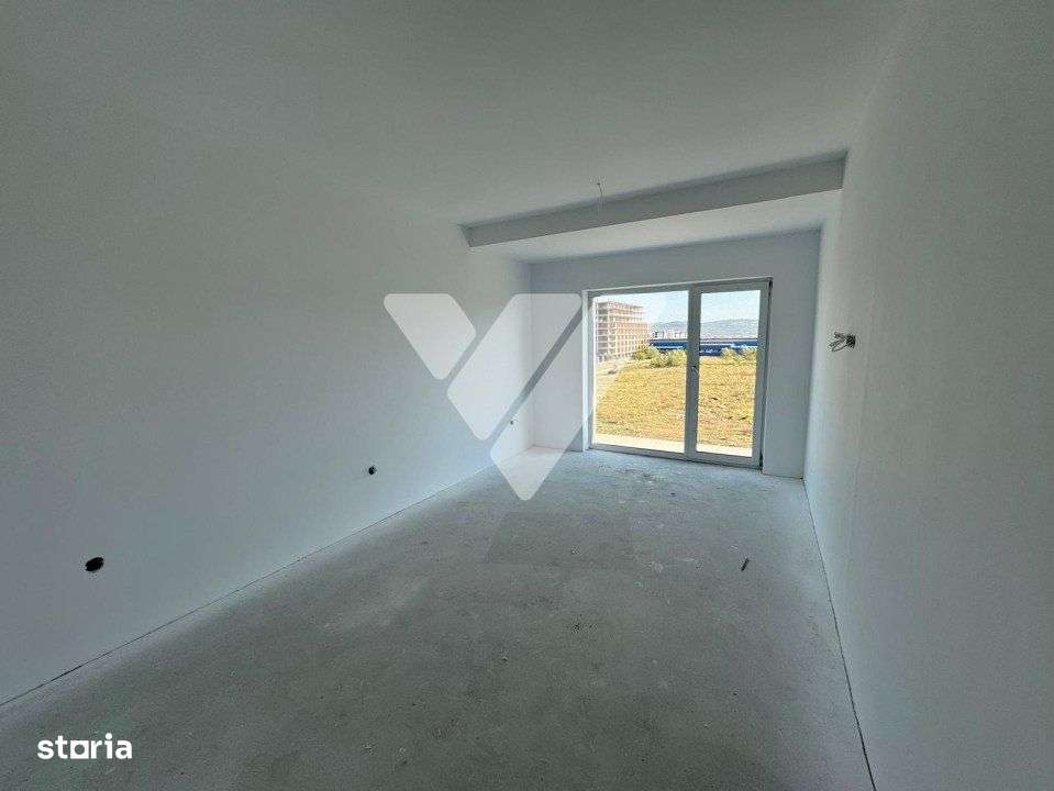 Apartament 3 camere 2 bai boxa si balcon etaj 2 - Doamna Stanca Sibiu - Imagine principală: 5/8