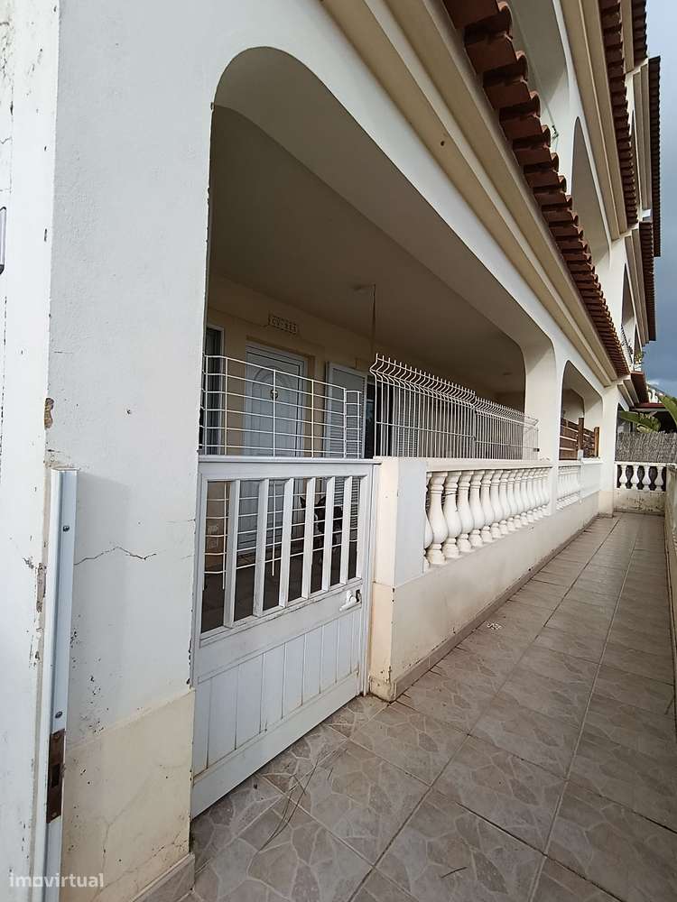 Vende-se apartamento t1+2 Silves - Grande imagem: 5/37