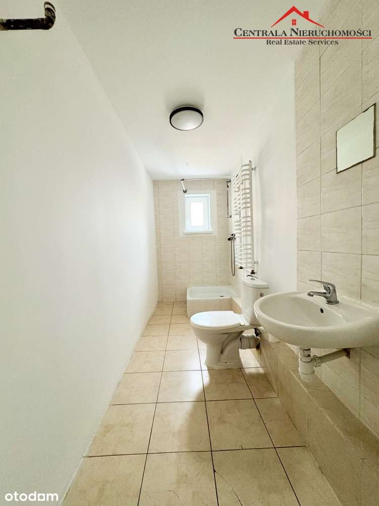 Dom wolnostojący 6 pokoi na osiedlu Stawki-16