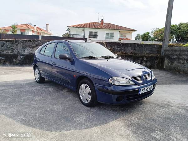 Renault Mégane 1.4 16V Air - 3