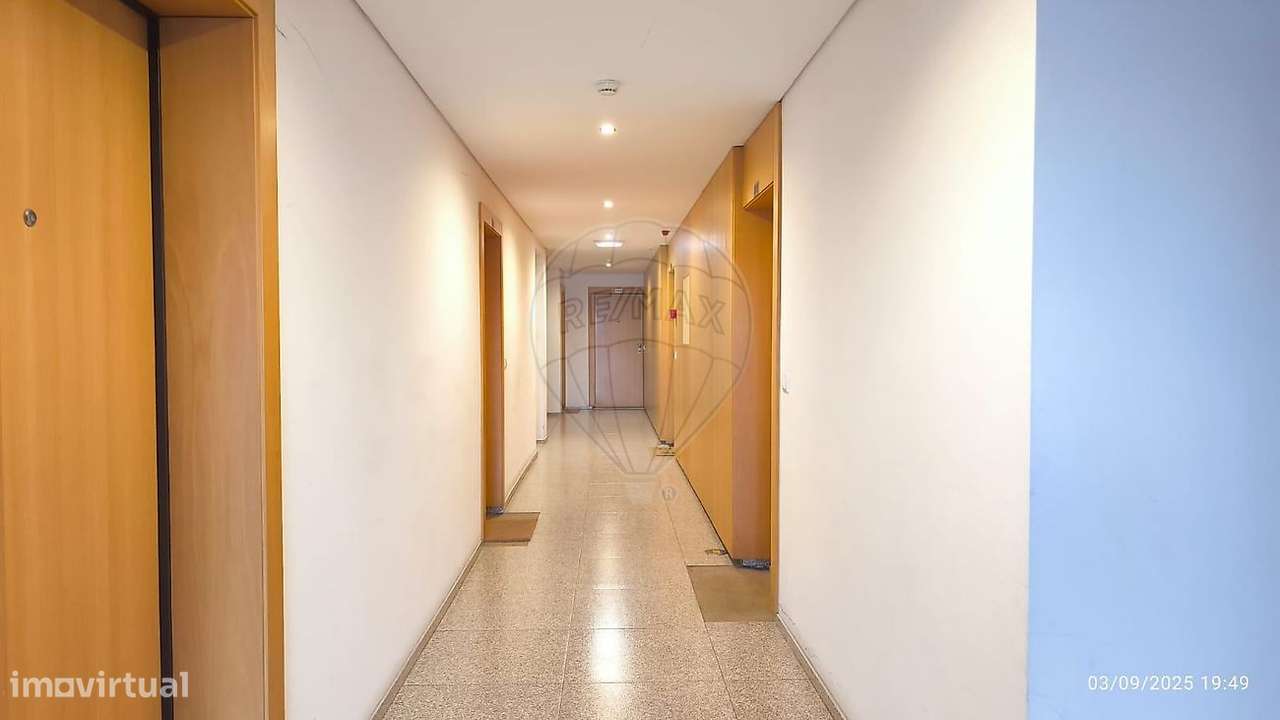 Apartamento T1 para venda - Grande imagem: 2/18