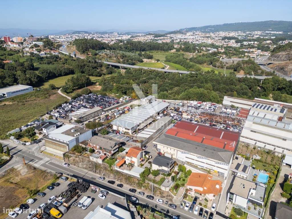 Moradia T3 Individual em Celeirós, Braga-40