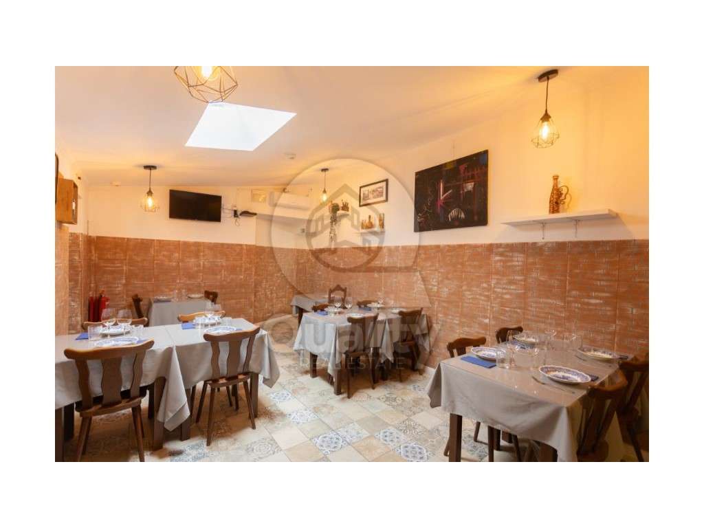 Restaurante em Vila Nogueira de Azeitão - Grande imagem: 4/32