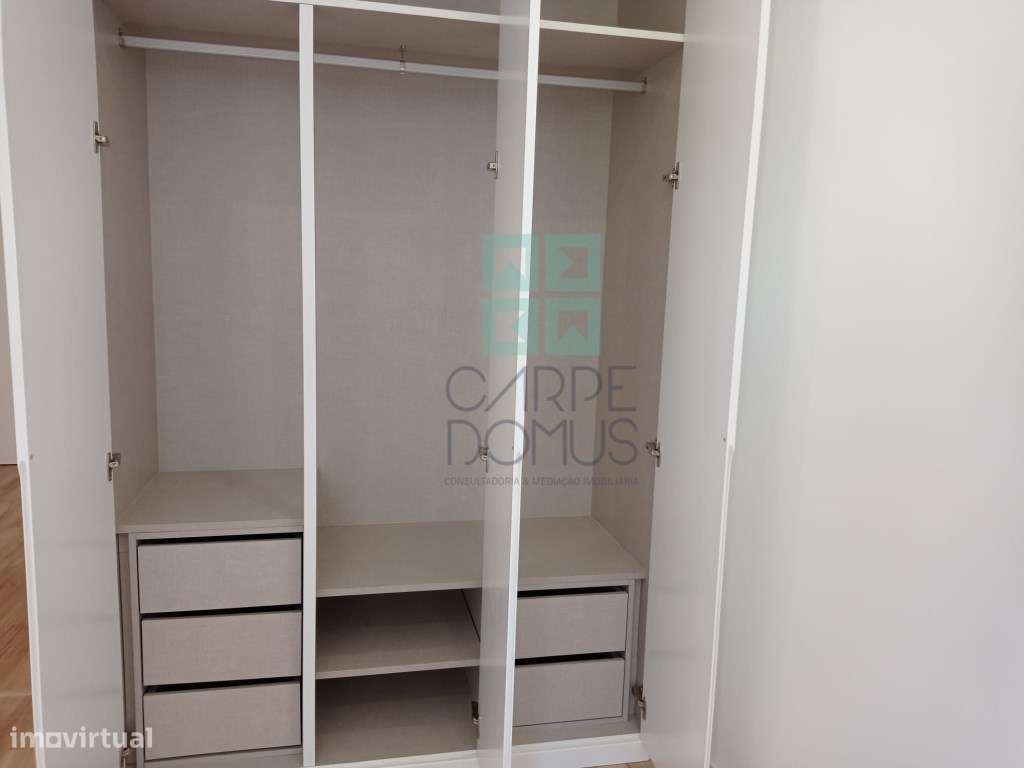 Apartamento T3 , remodelado, no Lumiar - Lisboa-37