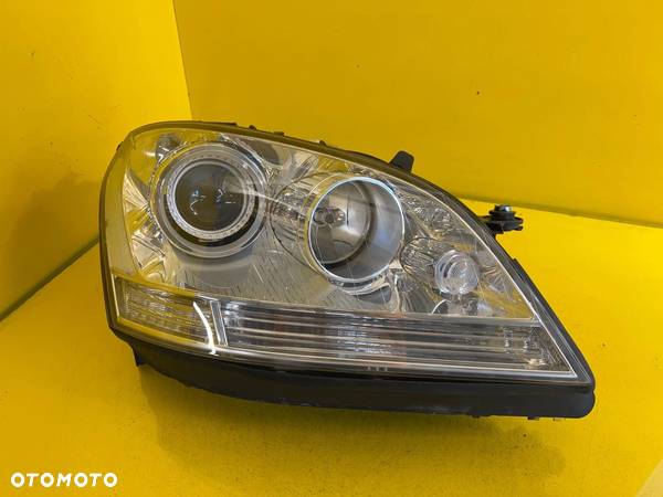 MERCEDES ML W164 LAMPA PRAWA PRZÓD XENON SKRĘTNY A1648201061 - 1