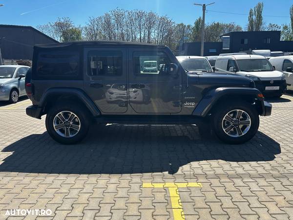 Jeep Wrangler - 4