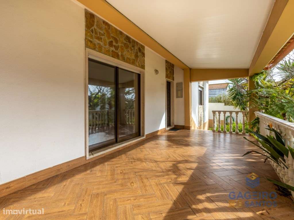 Moradia T2 com Jardim e Churrasqueira a 5 Minutos da Praia-22