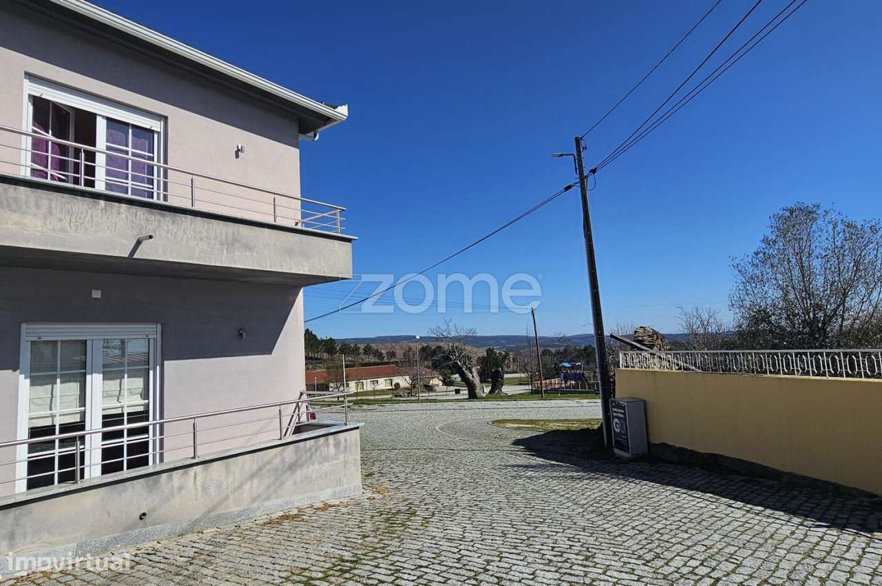 Moradia T3 com garagem-25