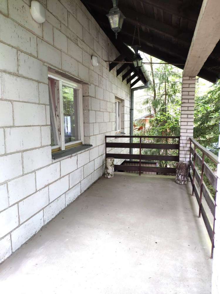 987102 - Pełny obrazek: 4/17