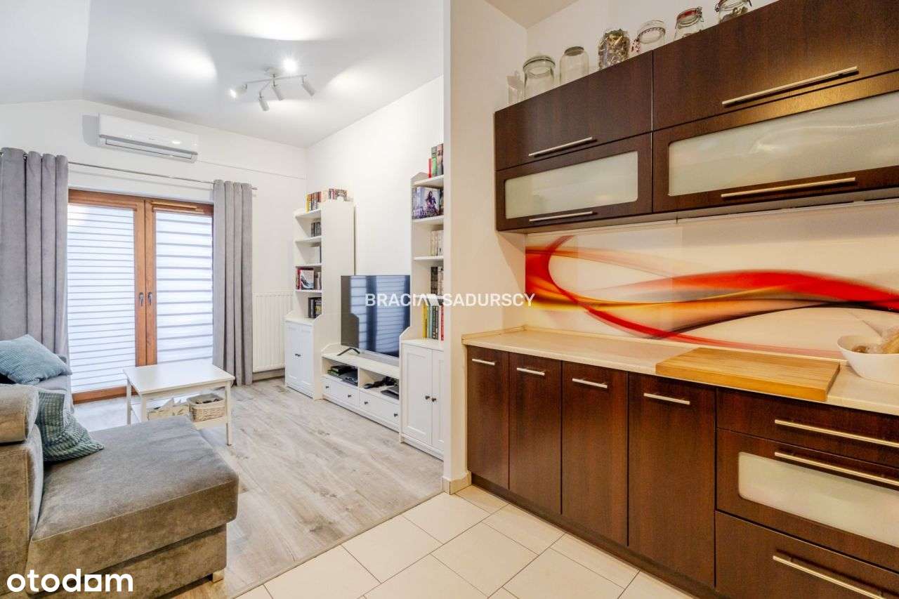 Przestronne i dobrze doświetlone / klimatyzacja - Pełny obrazek: 5/20