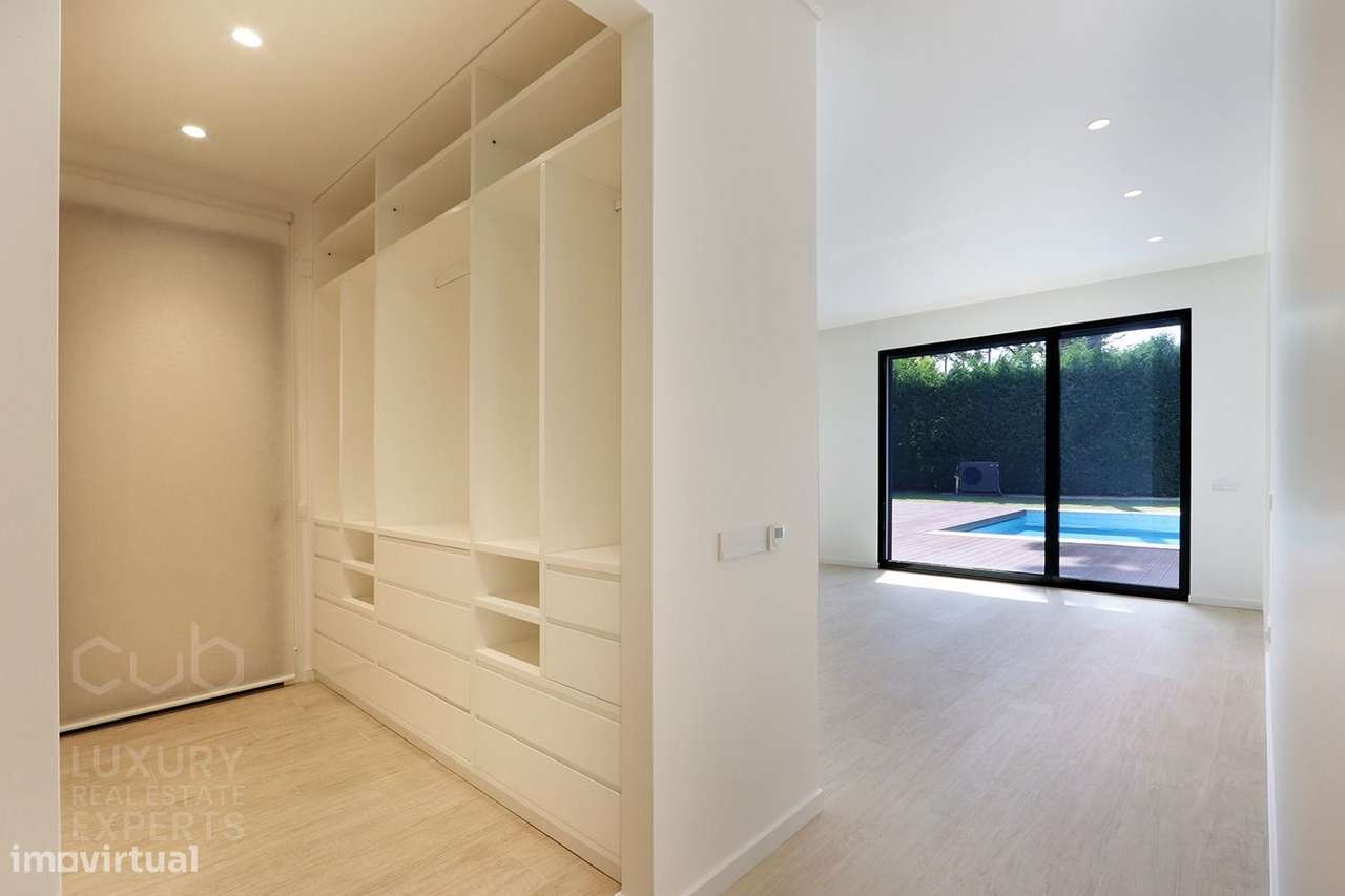 Moradia de Luxo T5 com Piscina na Herdade da Aroeira | Condomínio Priv-35