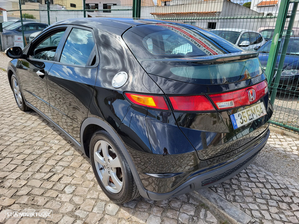 Honda Civic 1.4 Comfort - 2